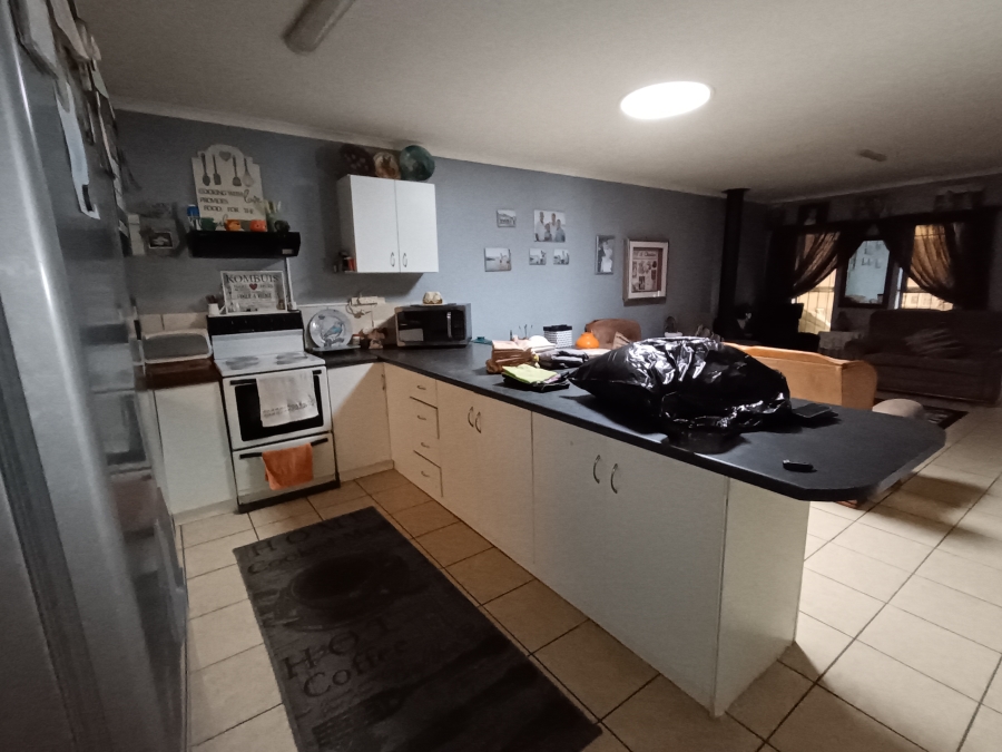 To Let 2 Bedroom Property for Rent in Saldanha Western Cape